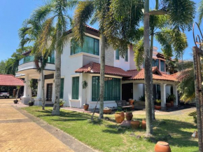 VillaAlaia